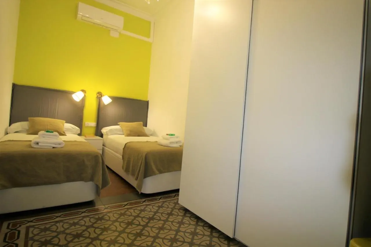Apartment Ideal For Seasons In Barcelona