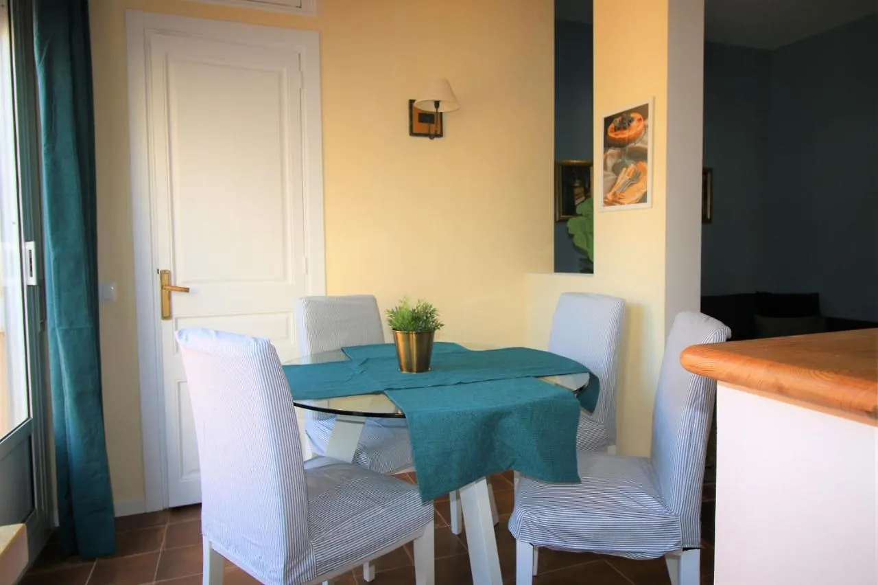 Apartment Ideal For Seasons In Barcelona 0*,  Spain