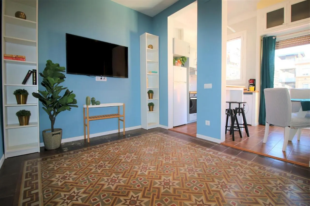 Apartment Ideal For Seasons In Barcelona Spain