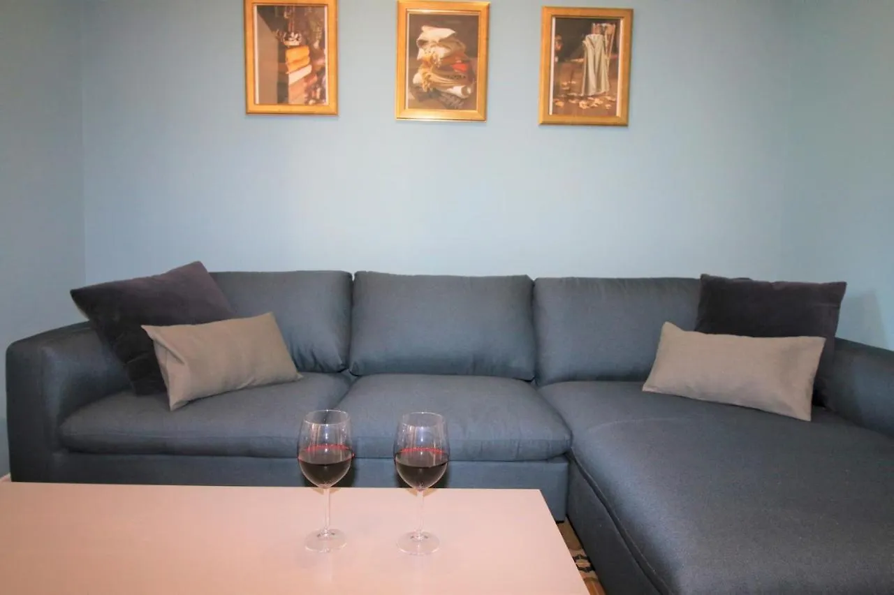 Apartment Ideal For Seasons In Barcelona 0*,