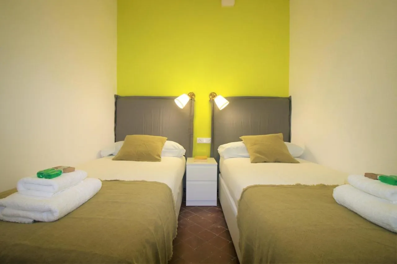 Apartment Ideal For Seasons In Barcelona